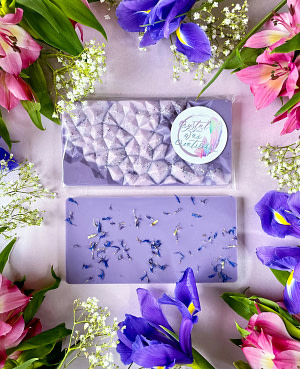 Midnight Blossoms Geode Bars