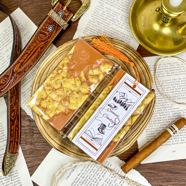 Sunset Cowboy wax melt & bookmark set