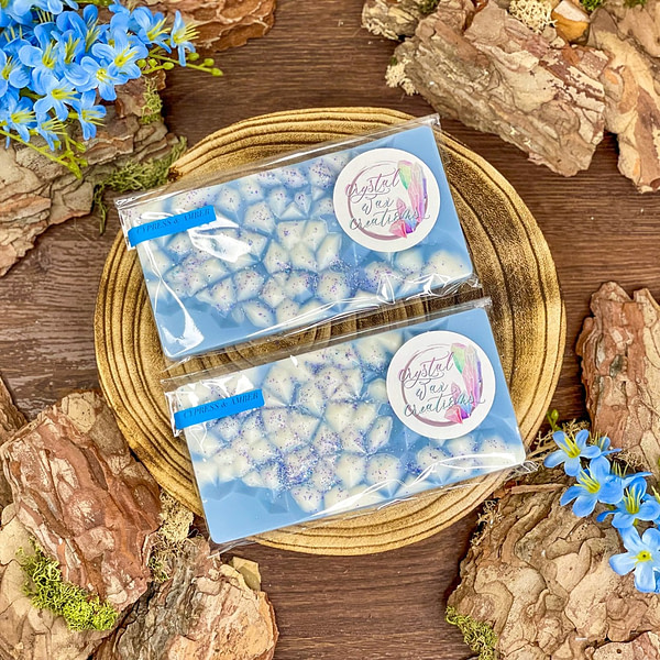 Cypress & amber soy wax melt snapbar