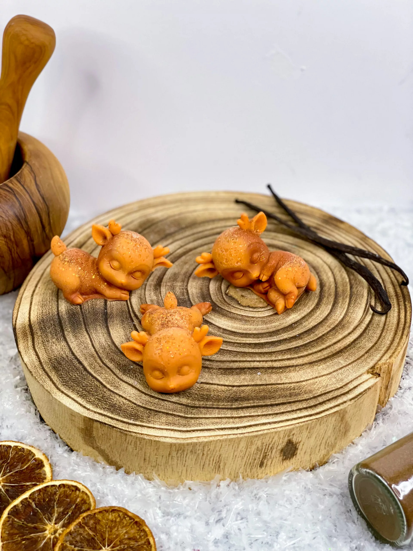 Creamy Cinnamon Soy Wax Melt Reindeers